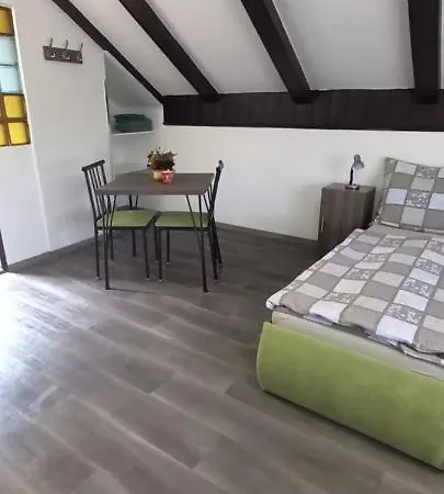 - Vinny Sklipek Apartment